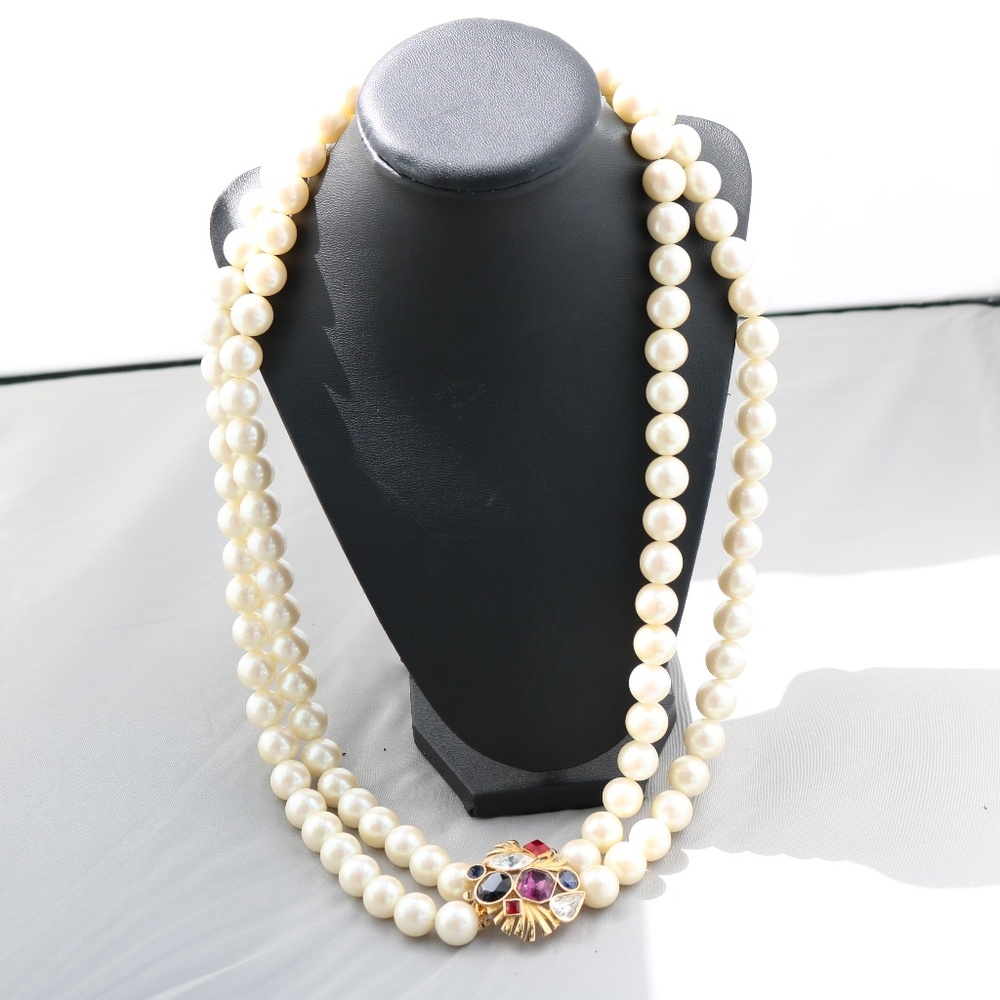 Givenchy double Pearl necklace